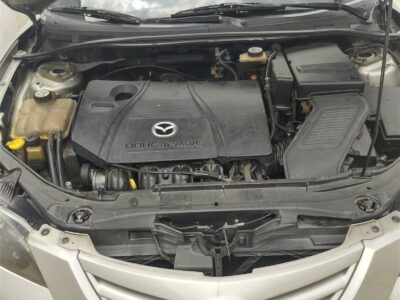 VENDO Mazda 3 COLOMBIANO